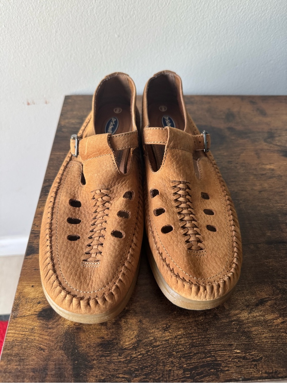 Dr. Scholl's Women's 9 Tan Leather Woven T-Strap Huarache Clogs Comfort Shoes - Picture 3 of 7
